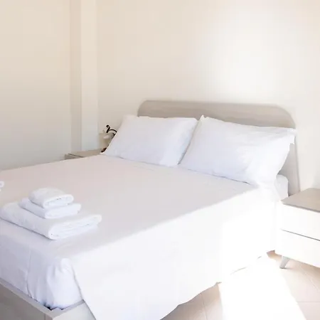 Welcomely - Casa Monticello 아파트 고네사
