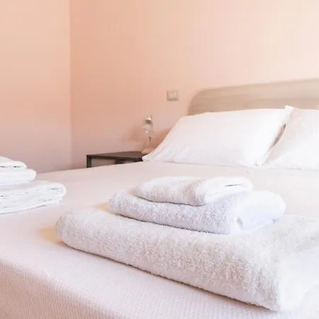 Welcomely - Casa Monticello 아파트 고네사